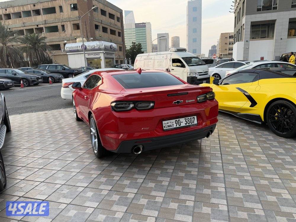 كمارو RS موديل 2023 عداد 9 الاف كيلو 6 سلندر صبغ الوكالة تحت الكفالة3