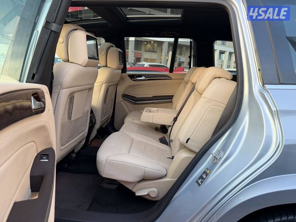 مرسيدس GLS500 موديل 2017 عداد 83 الف كامل المواصفات صبغ الوكالة2