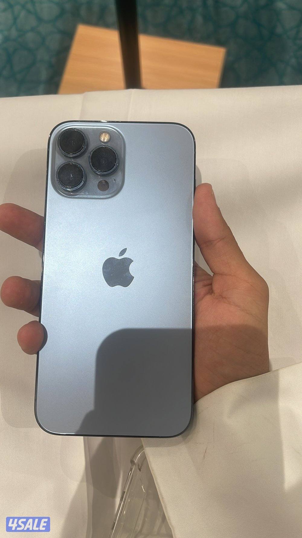 للبيع ايفون 13 برو ماكس1