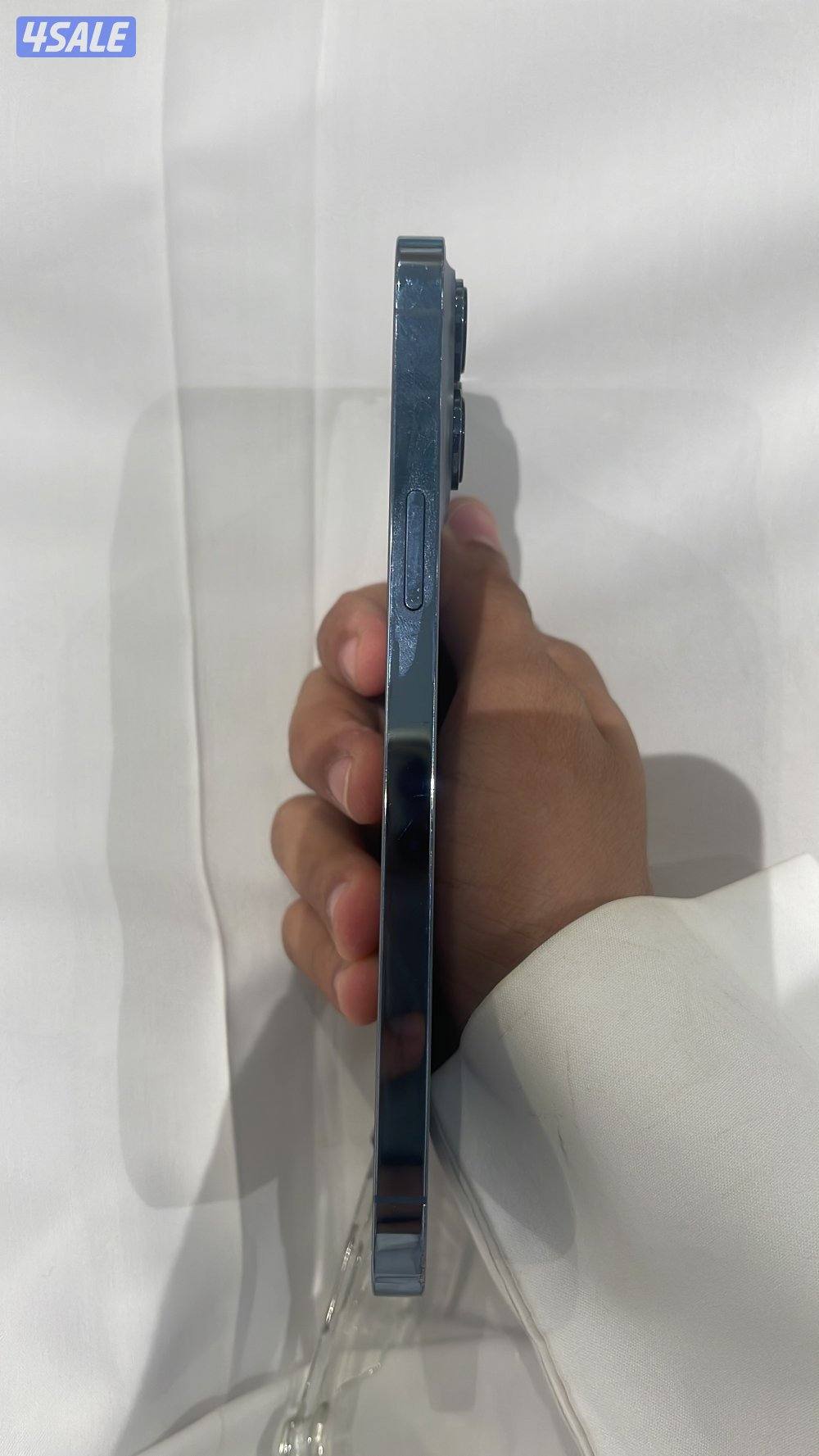 للبيع ايفون 13 برو ماكس4