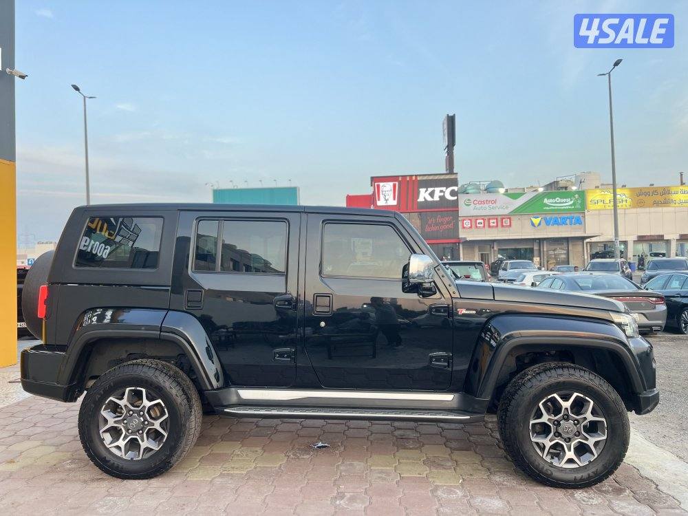 للبيع بايك BJ40 2022 بالكفالة3