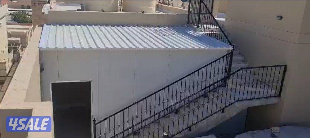 بناء وتركيب غرف في السطح من الواح ساندوتش بانل العازل الحراري9