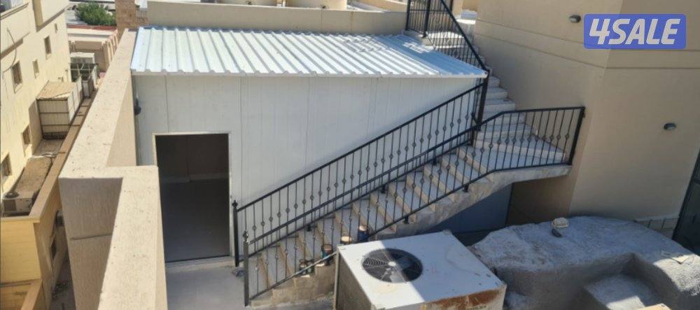 بناء وتركيب غرف في السطح من الواح ساندوتش بانل العازل الحراري10