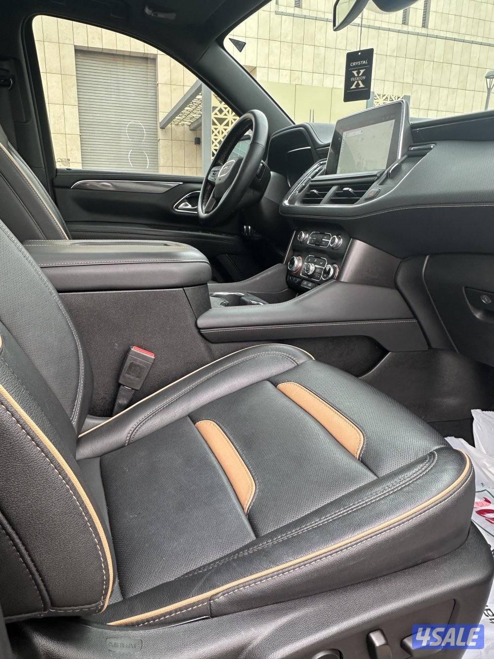 للبيع يوكن AT4 موديل 2022 العداد 112 الف وكالة بهبهاني صبغ وكاله8