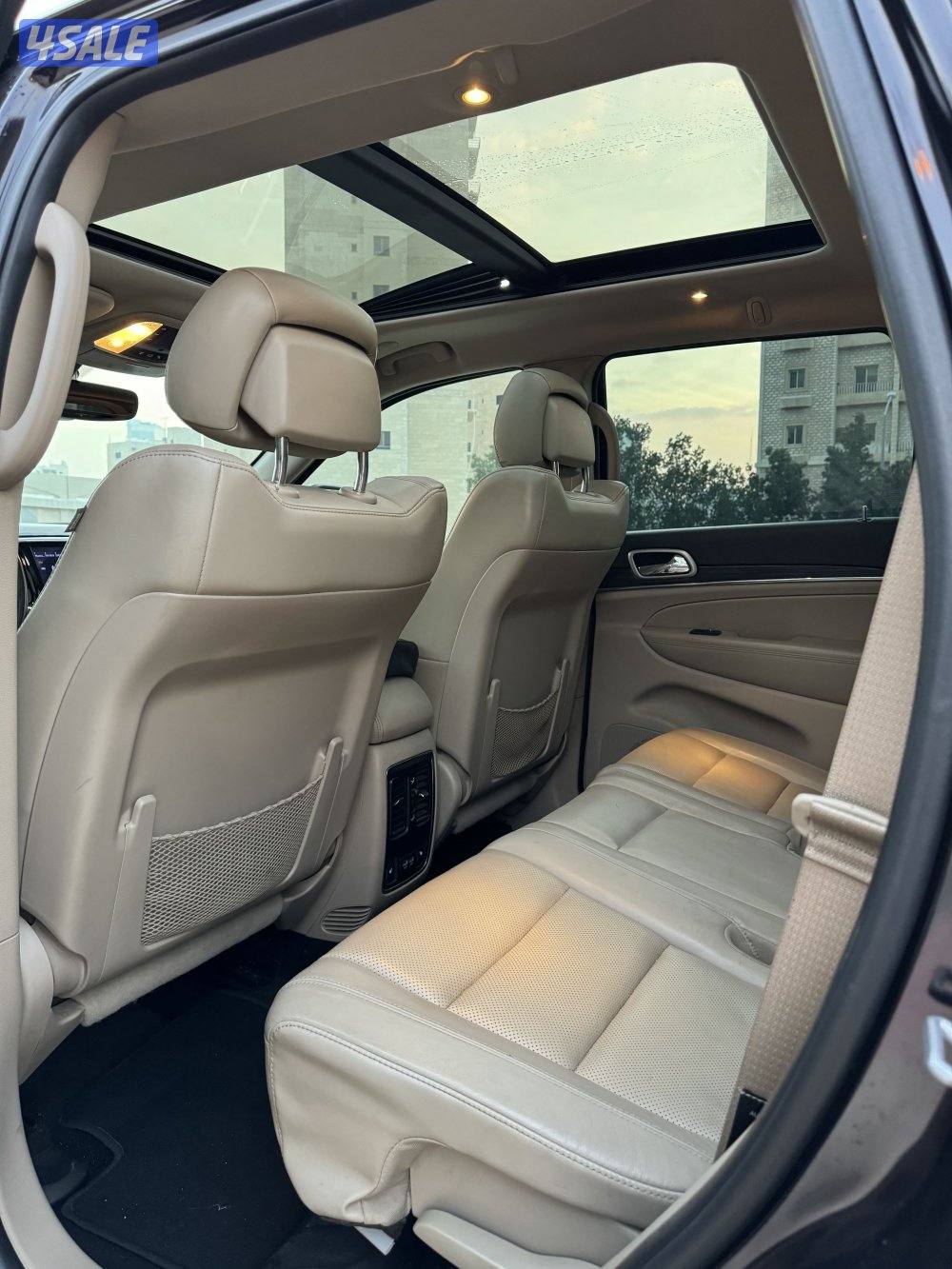 جراند شيروكي ليمتيد 20198