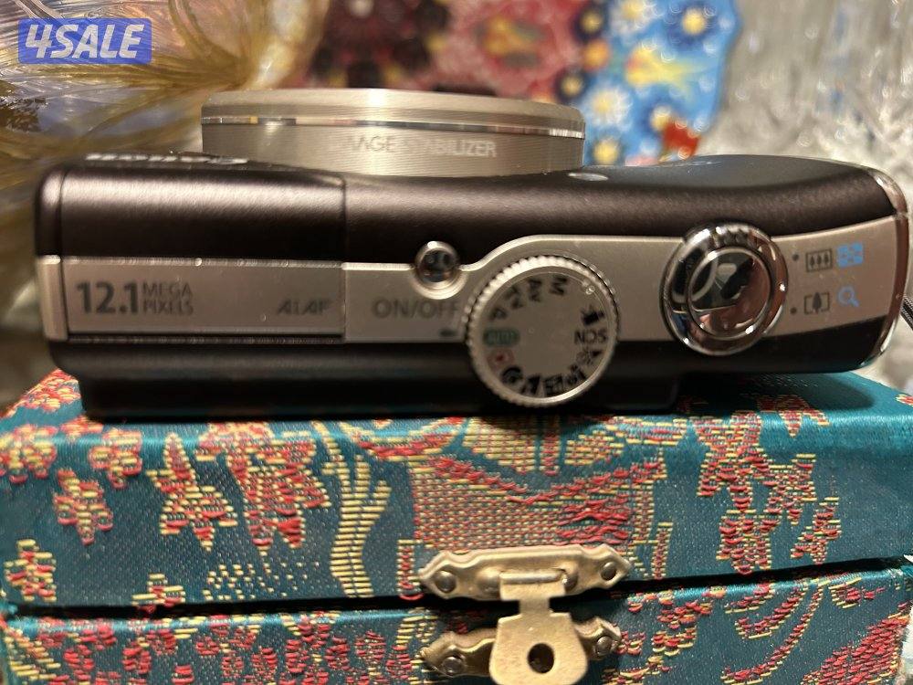 كاميرا كانون نفس جديده  مع كامل اغراضها6