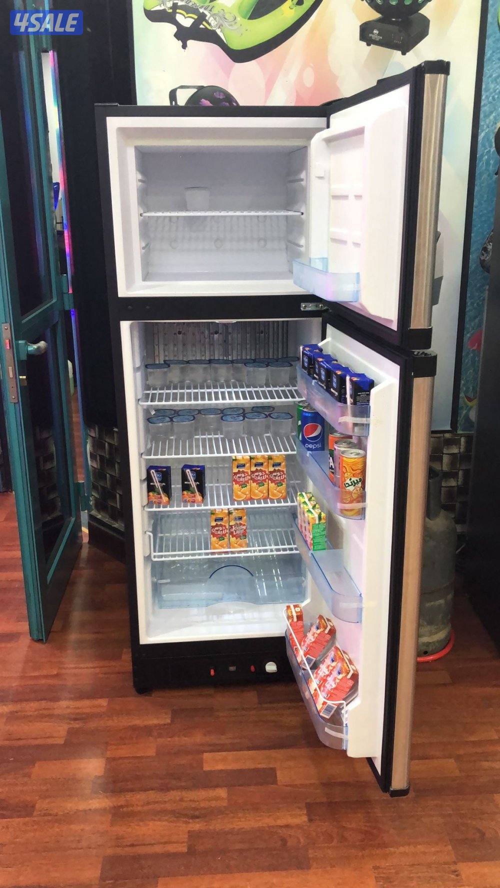 للبيع ثلاجات علي الغاز9