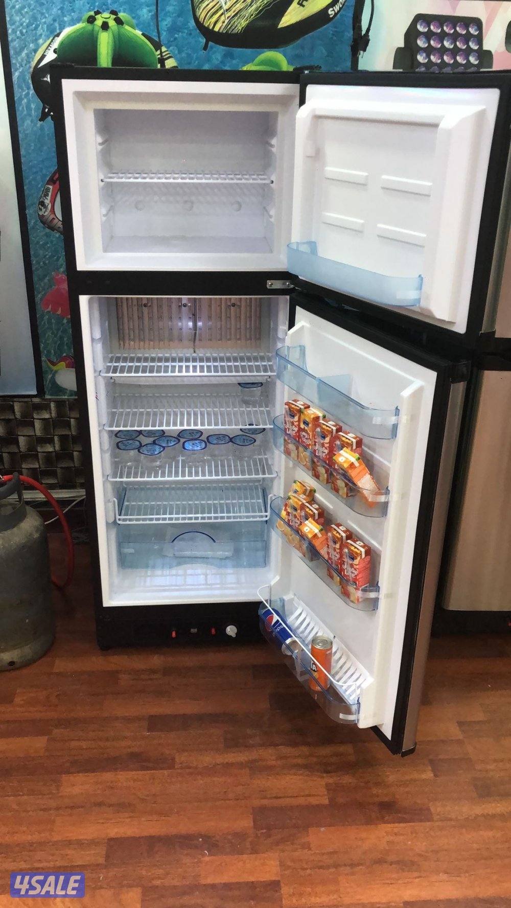 للبيع ثلاجات علي الغاز13