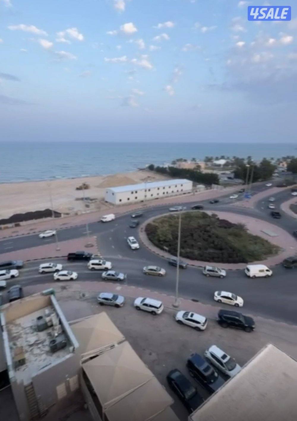 للبيع شقة بلفنطاس صف اول علي البحر مقابل شاطي العقيله1