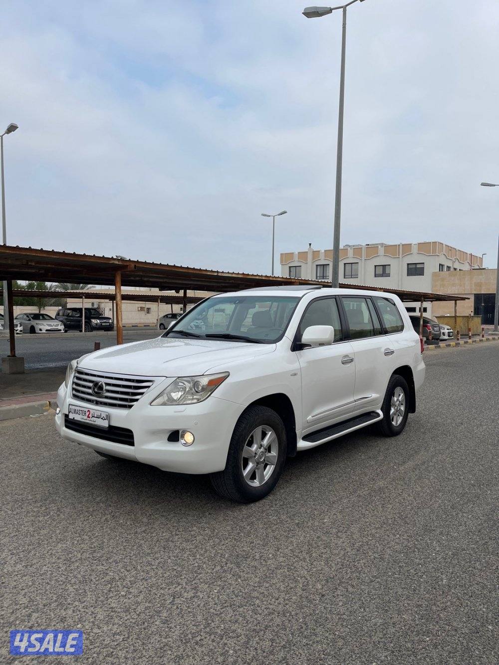 لكزس LX570 وارد الخليج صبغ الوكاله شرط الفحص0