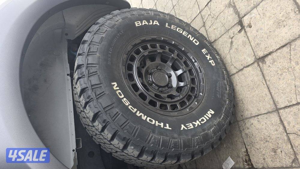 للبيع تاير MICKY THOPSON2