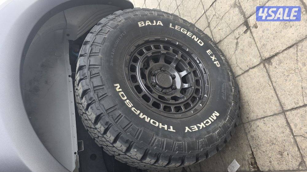 للبيع تاير MICKY THOPSON4