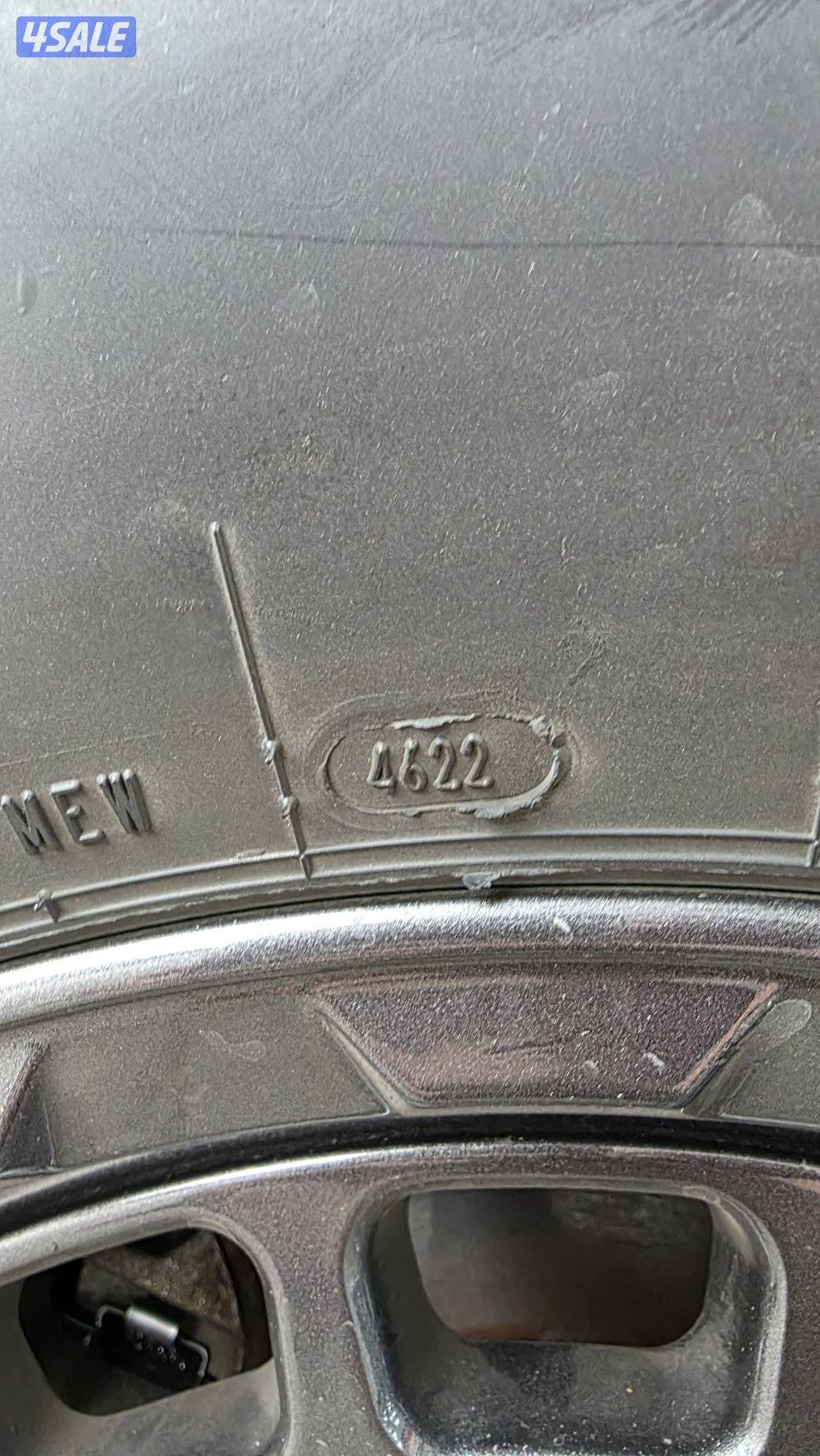 للبيع تاير MICKY THOPSON9