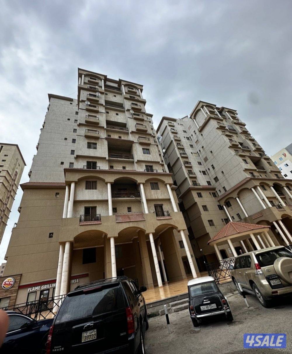 للبيع شقة دورين بمنطقة بالمهبولة 225 م السعر150 الف1