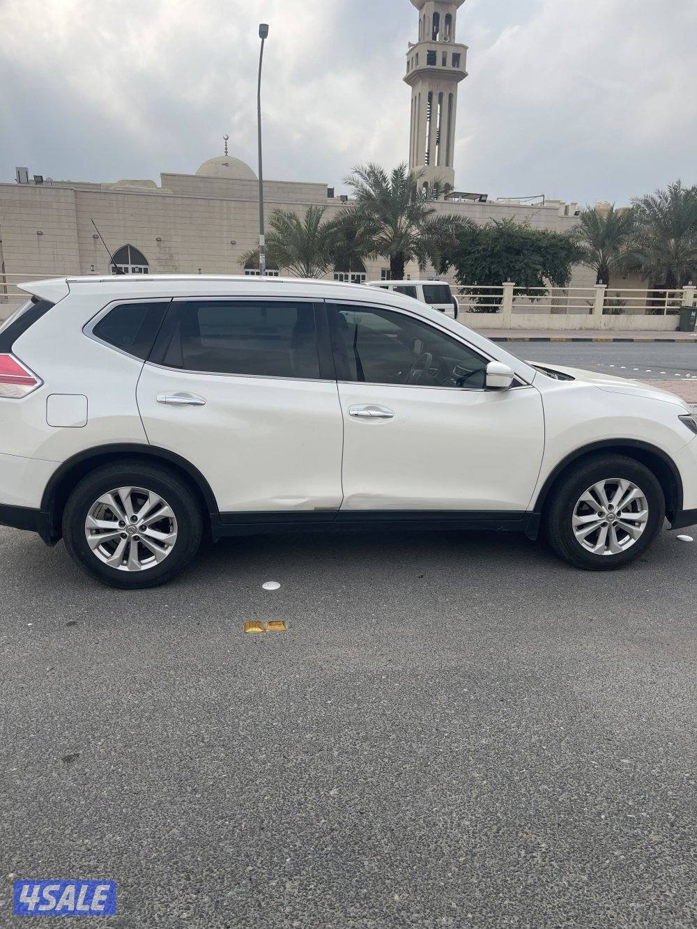 للبيع نيسان اكس تريل  موديل 20171