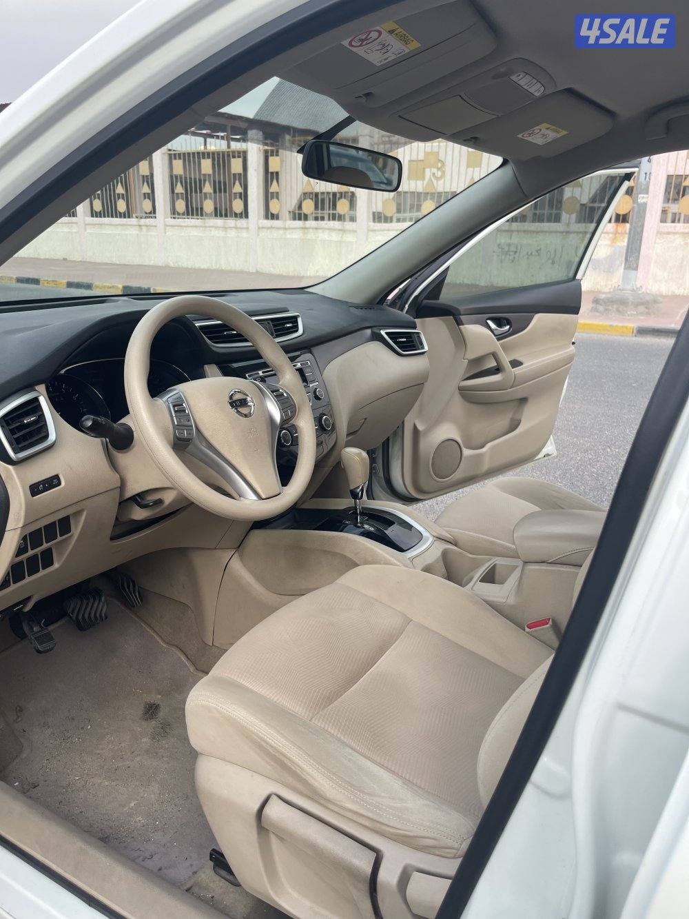 للبيع نيسان اكس تريل  موديل 20172