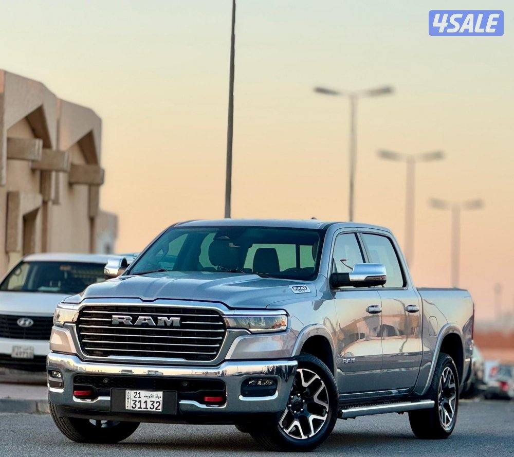 دودج رام لارمي بحالة الاصفار 2025 اعلى المواصفات1