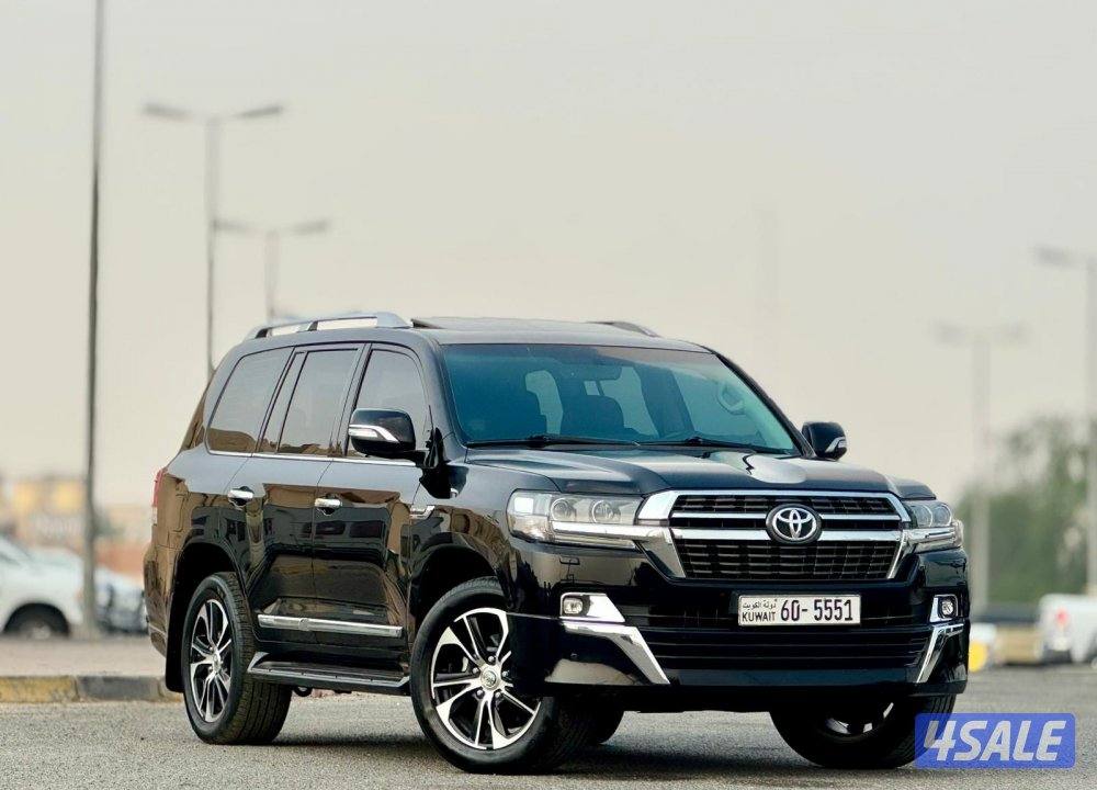 لاندكروزر تورنق سته سلندر 2021 صبغ الوكاله0