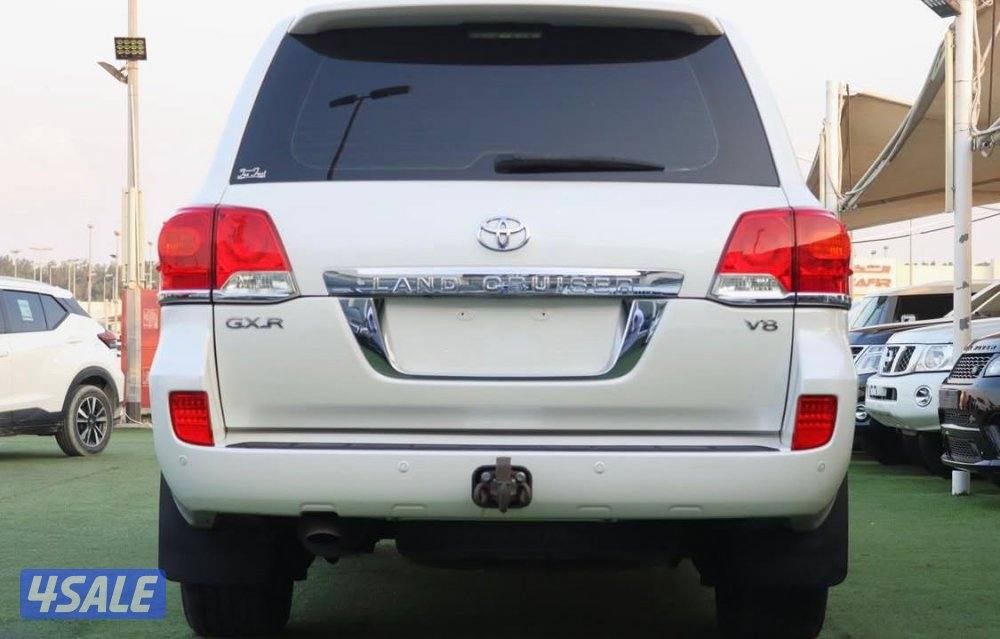 لاندكروزر2013GXR وكاله البحرين شرط بلكامل تصدير مع تخليص اقرا الاعلان4