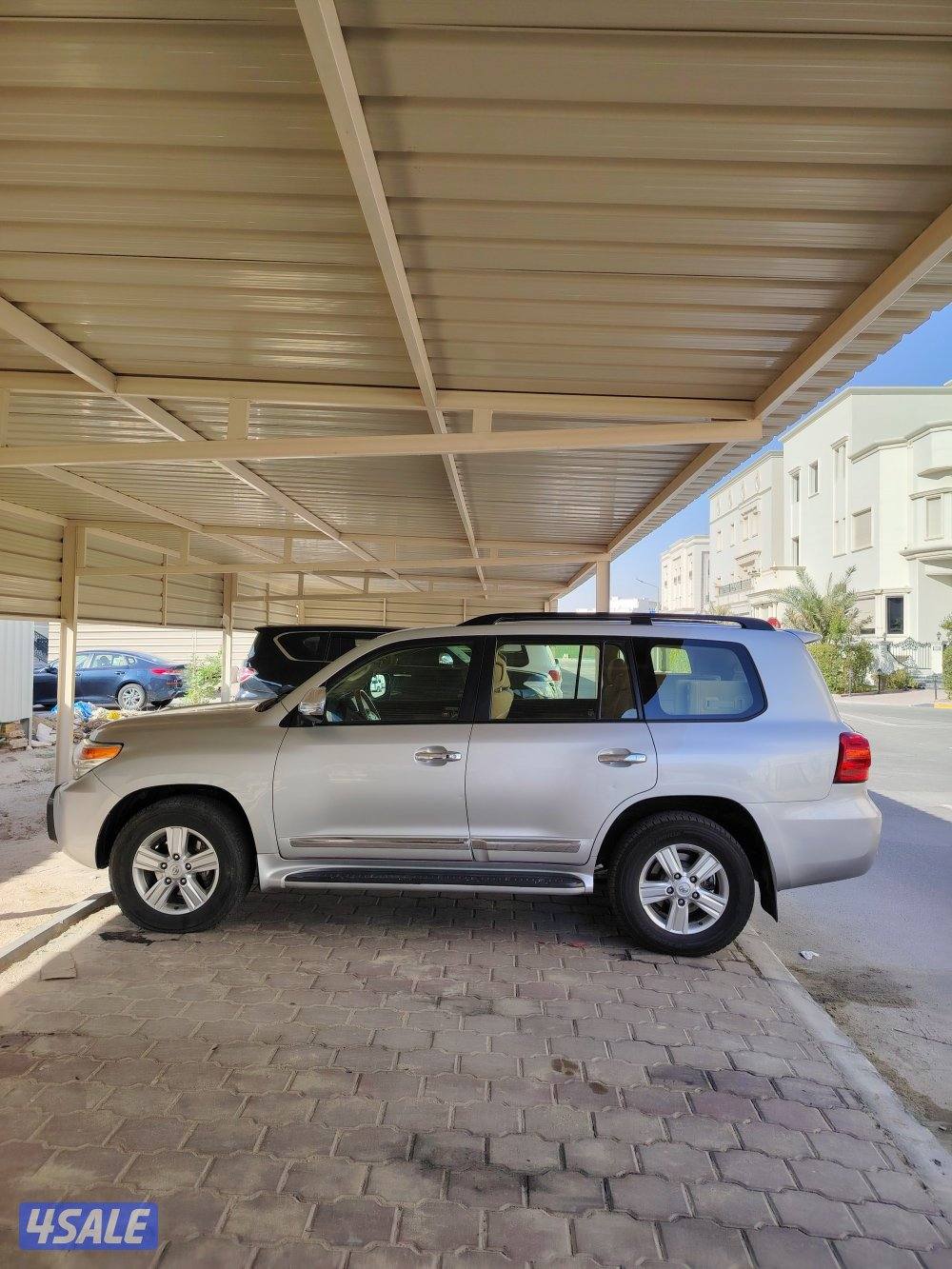 لاندGXR 8 ٢٠١٥2