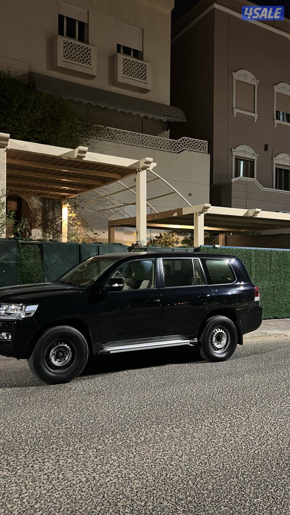 لاند كروزر GX 2020 وارد قطر3