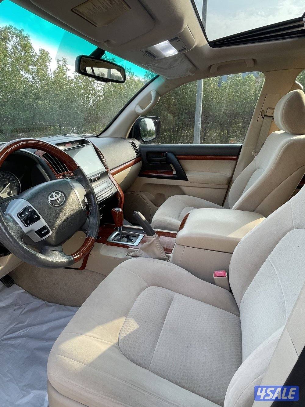 لاندكروزر 20124