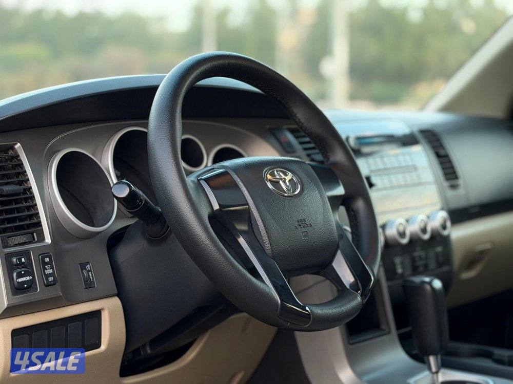 للبيع سيكويا SR5 موديل 2014 وارد الساير6