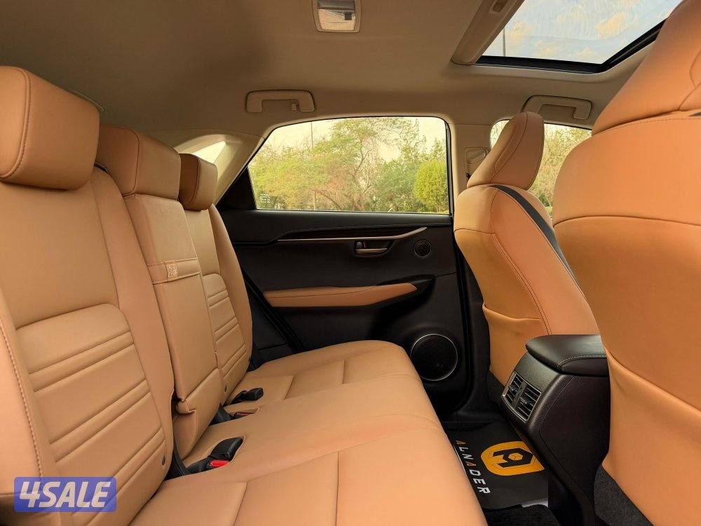 للبيع لكزس NX200T موديل 2016 وارد الساير12