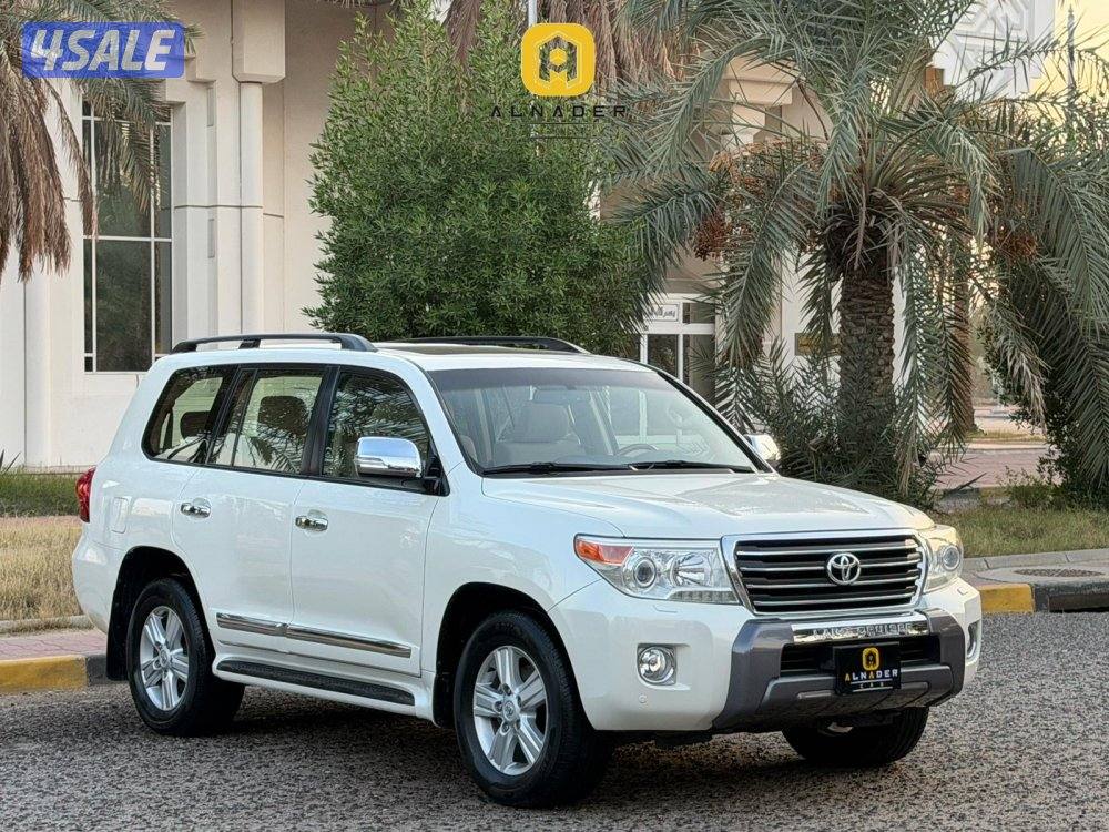 لاند كروزر GX_R V8 موديل 2013 وارد الساير2