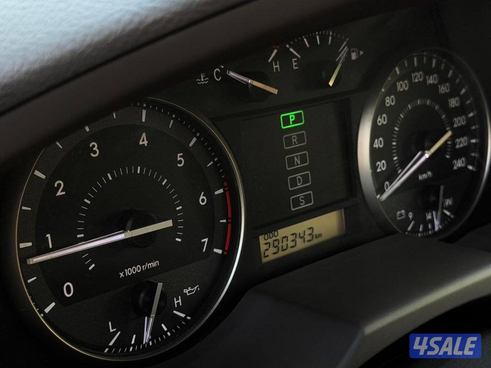 لاند كروزر GX_R V8 موديل 2013 وارد الساير11