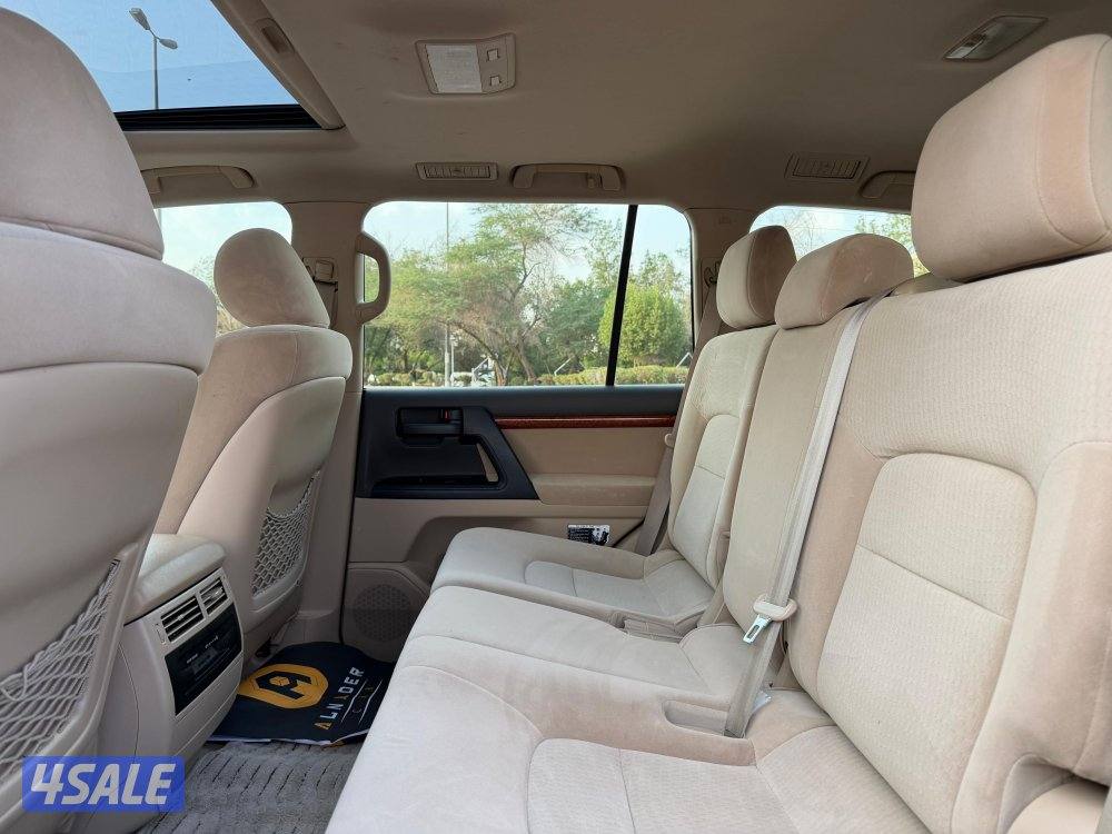 لاند كروزر GX_R V8 موديل 2013 وارد الساير14