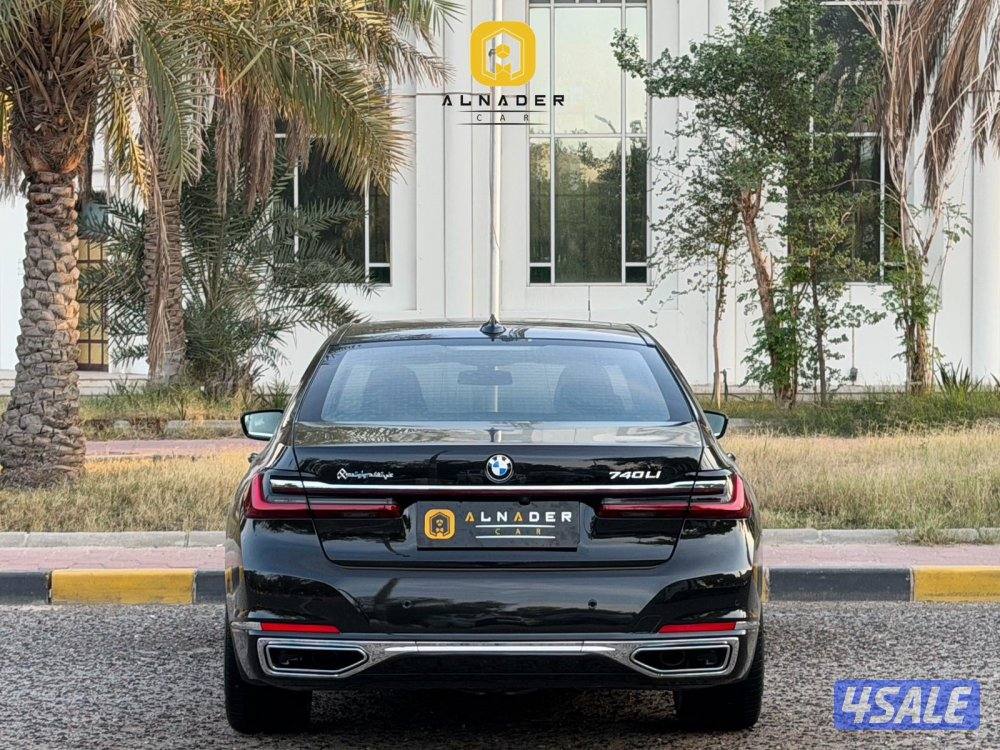 للبيع BMW 740LI موديل 2021 وارد الغانم4