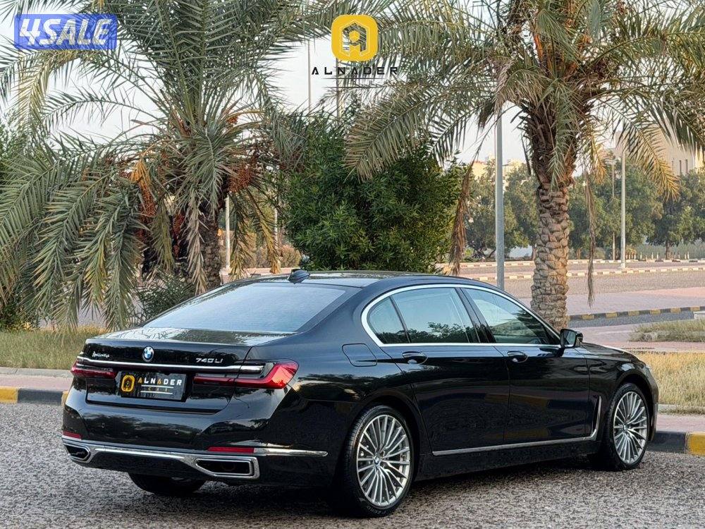 للبيع BMW 740LI موديل 2021 وارد الغانم3