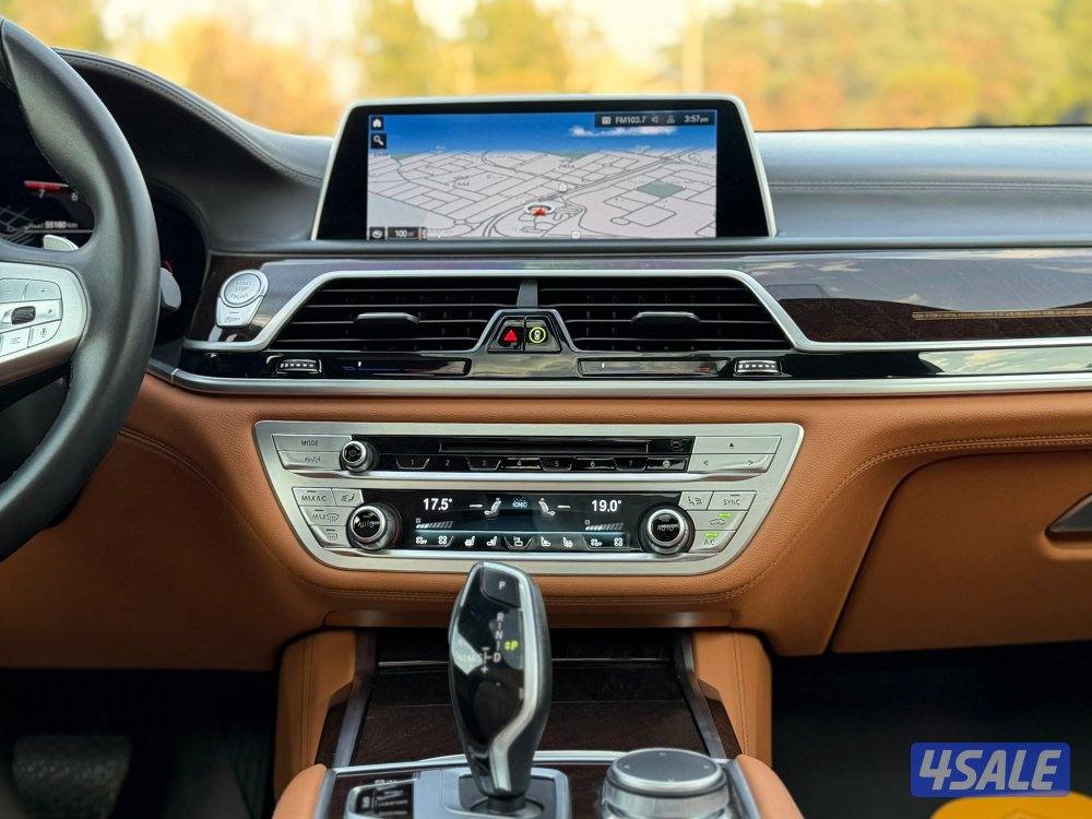 للبيع BMW 740LI موديل 2021 وارد الغانم10