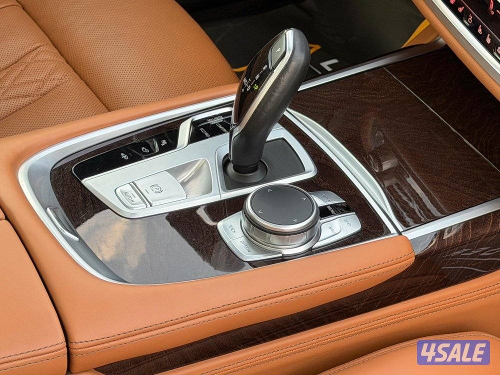 للبيع BMW 740LI موديل 2021 وارد الغانم12