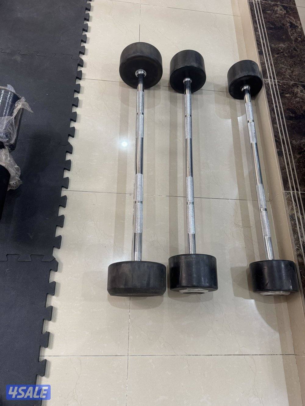 للبيع نادي منزلي كامل3