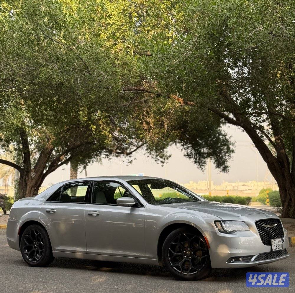 كرايزلر 2021 c300s2