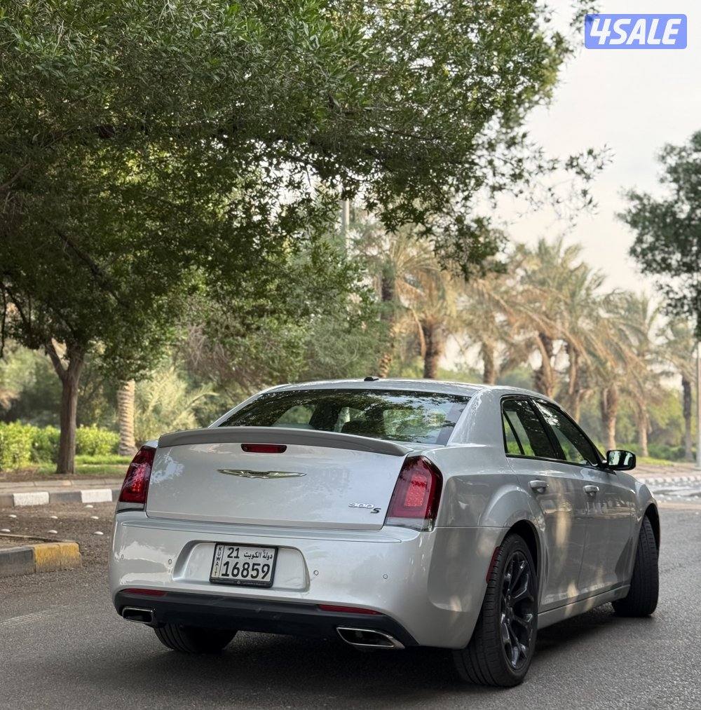 كرايزلر 2021 c300s3