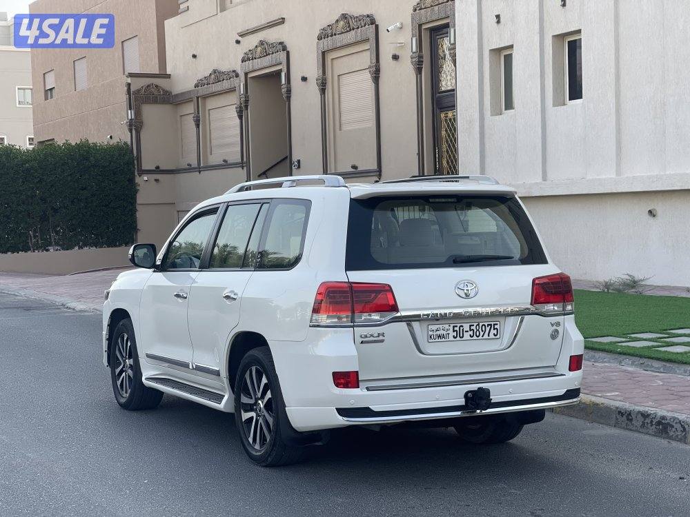 لاندكروزر تورنق2