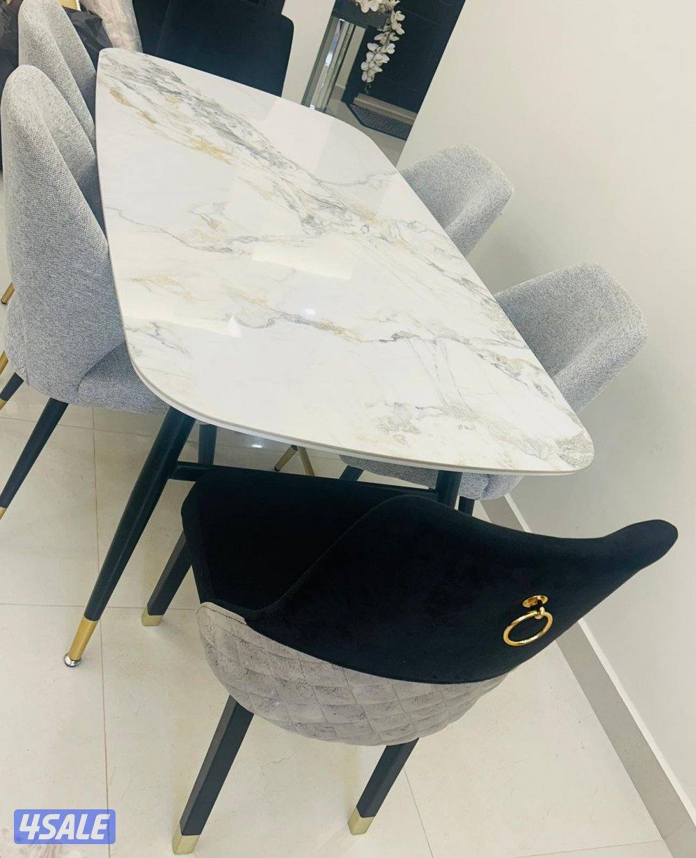 طاولة طعام1