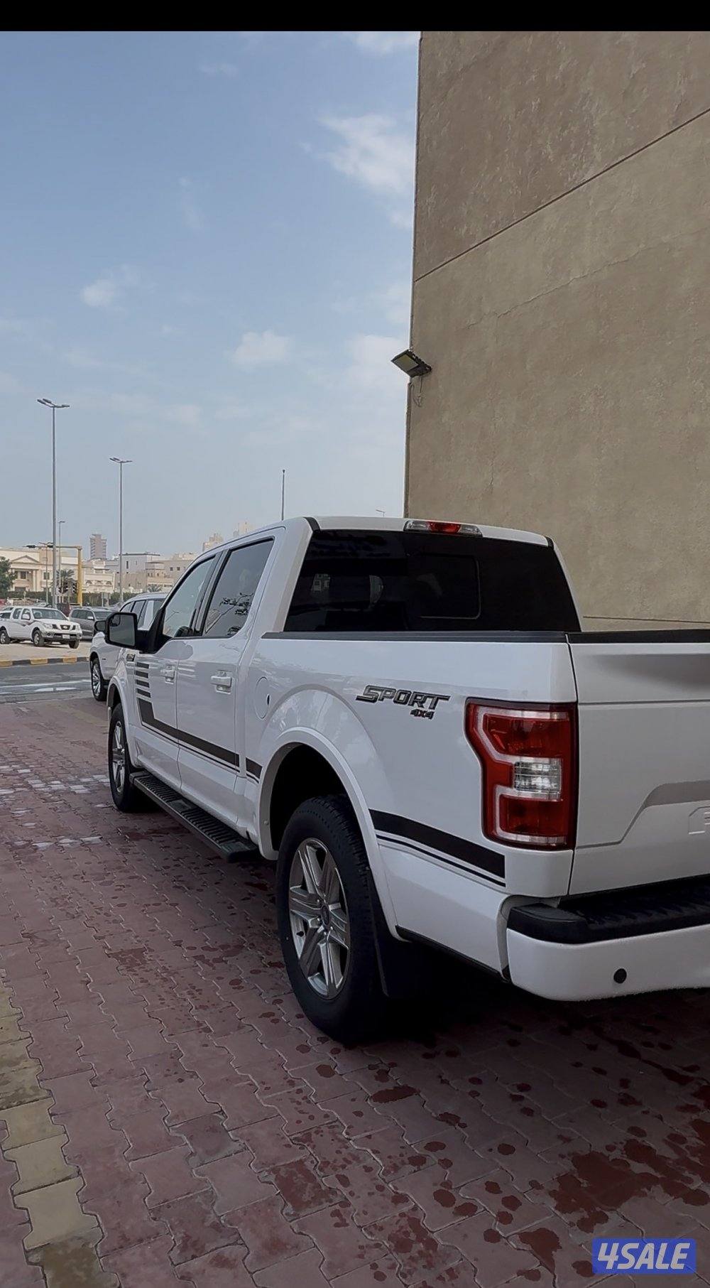 للبيع وانيت فورد سبورت 20183