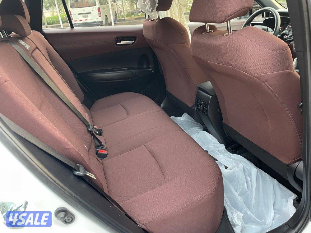 Corolla-Crossover-20237