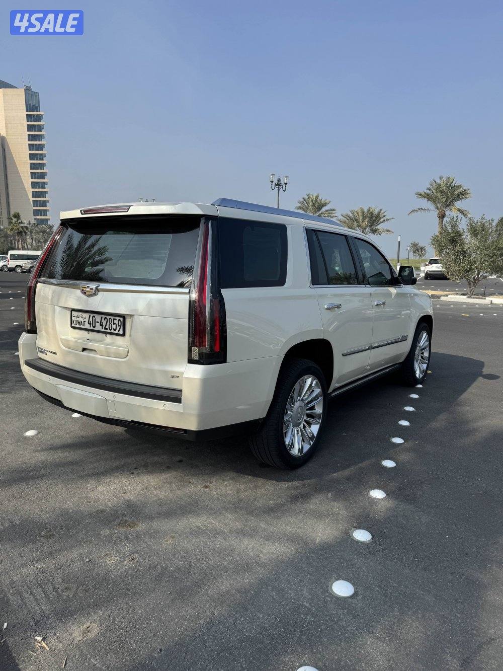 للبيع اسكاليد 20153