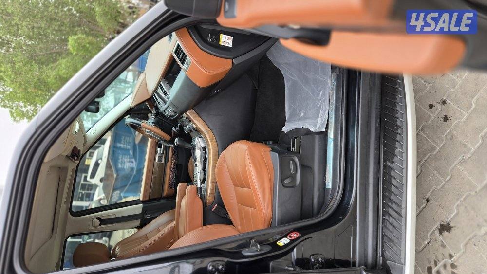 Range Rover Sport Supercharger 2012 model.6