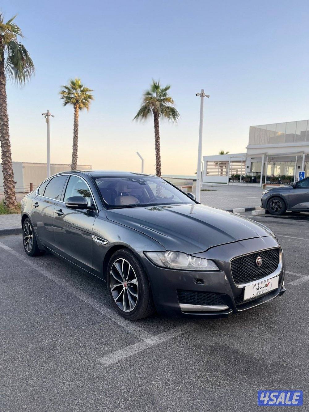 جاكور XF موديل 2018 / بحاله ممتازه8