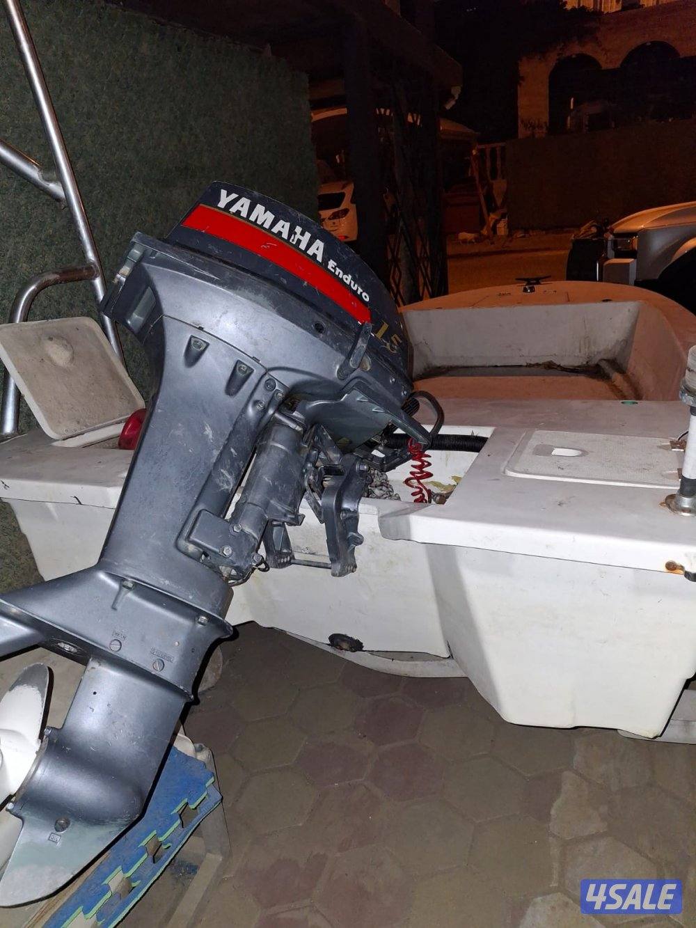 للبيع مشوه مالت الجريوي امورها طيبه مع مكينه 15 حصان ياماها7