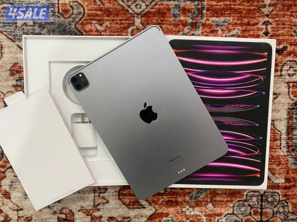 ايباد ابرو m2 بوصه11 قيقا 256  كامل اغراض نضيف  وفي ايباد ابروm12