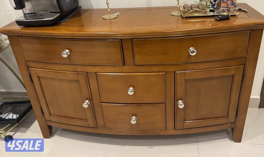 طاولة سفرة من هوم سنتر تصير ٣ احجام هاد الحجم 115*2201