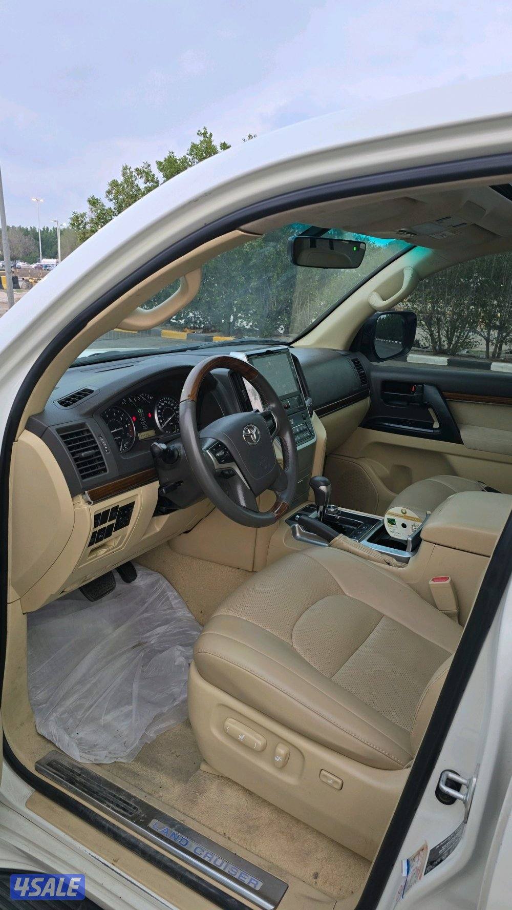 لاندكروزر كامل المواصفات شرط الفحص9