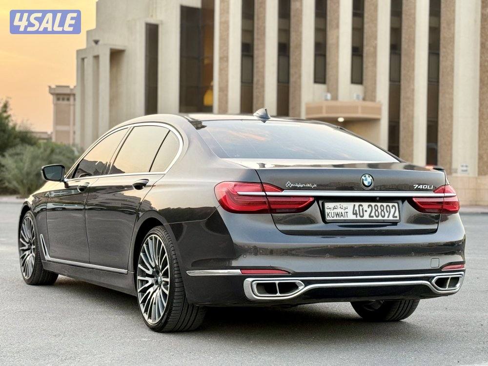 بحالك ممتازه صبغ الوكالة موديل ٢٠١٦ ونظيفة عداد ٨٩ الف تواير حديده5